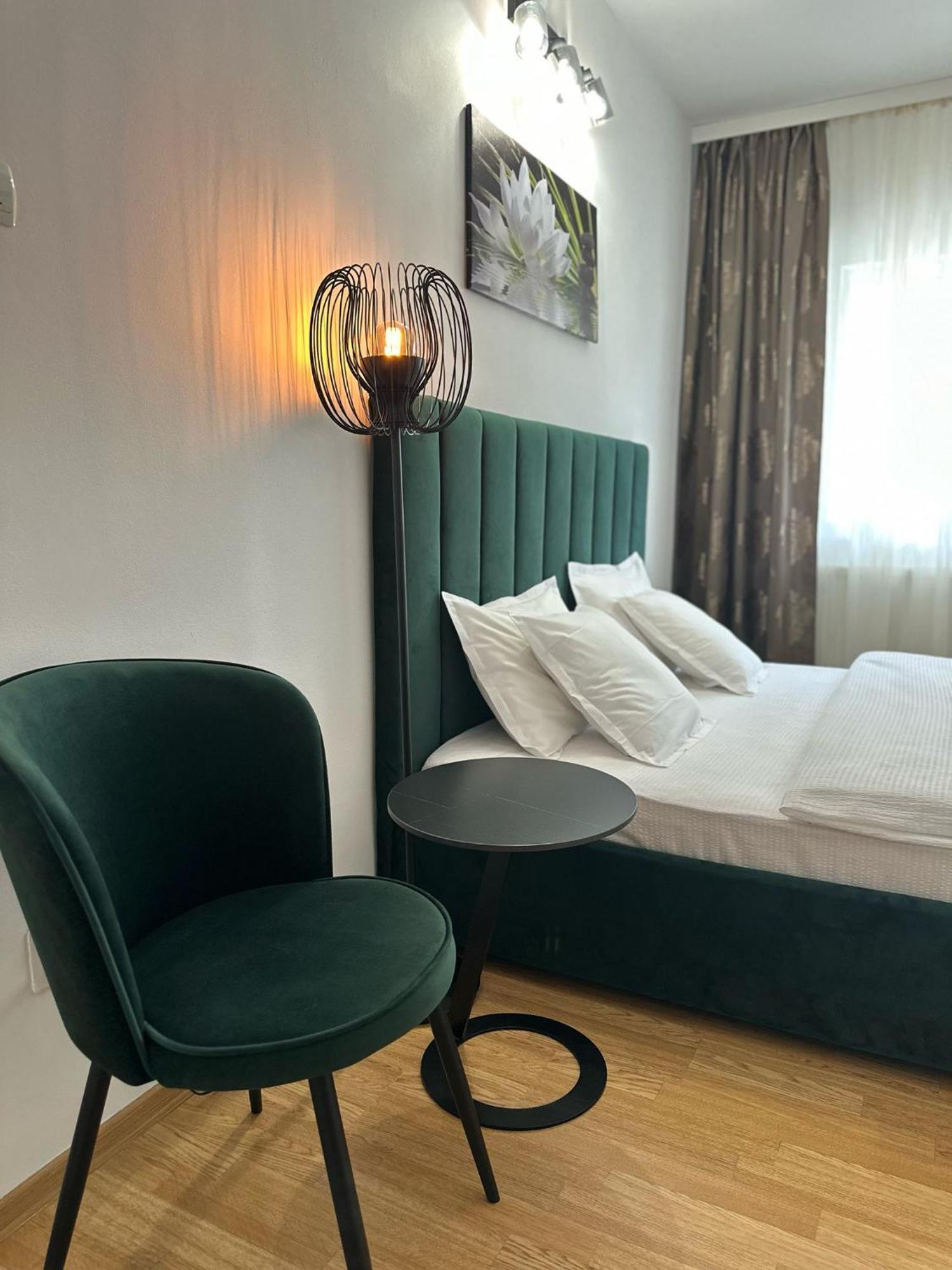 Privatunterkunft Casa Astoria *
